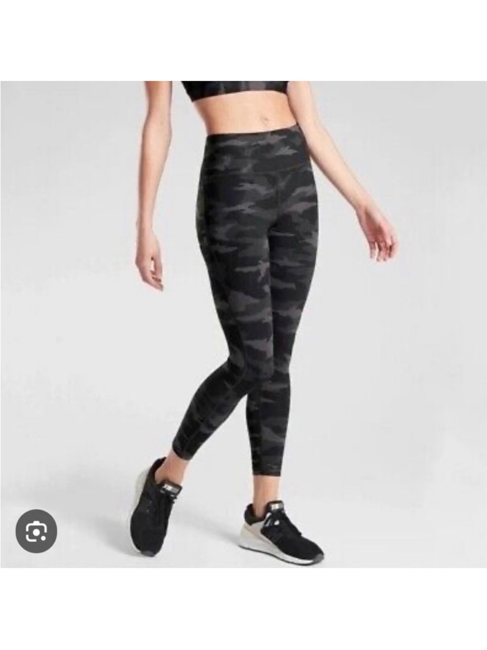 Athleta Mid-Rise Salutation Side Pockets Ultimate Camo 7/8 Tight Legging, XS